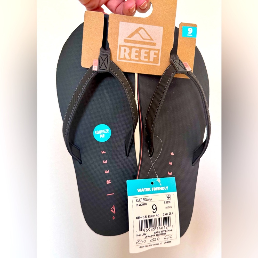 NWT Reef Solana Flip Flops